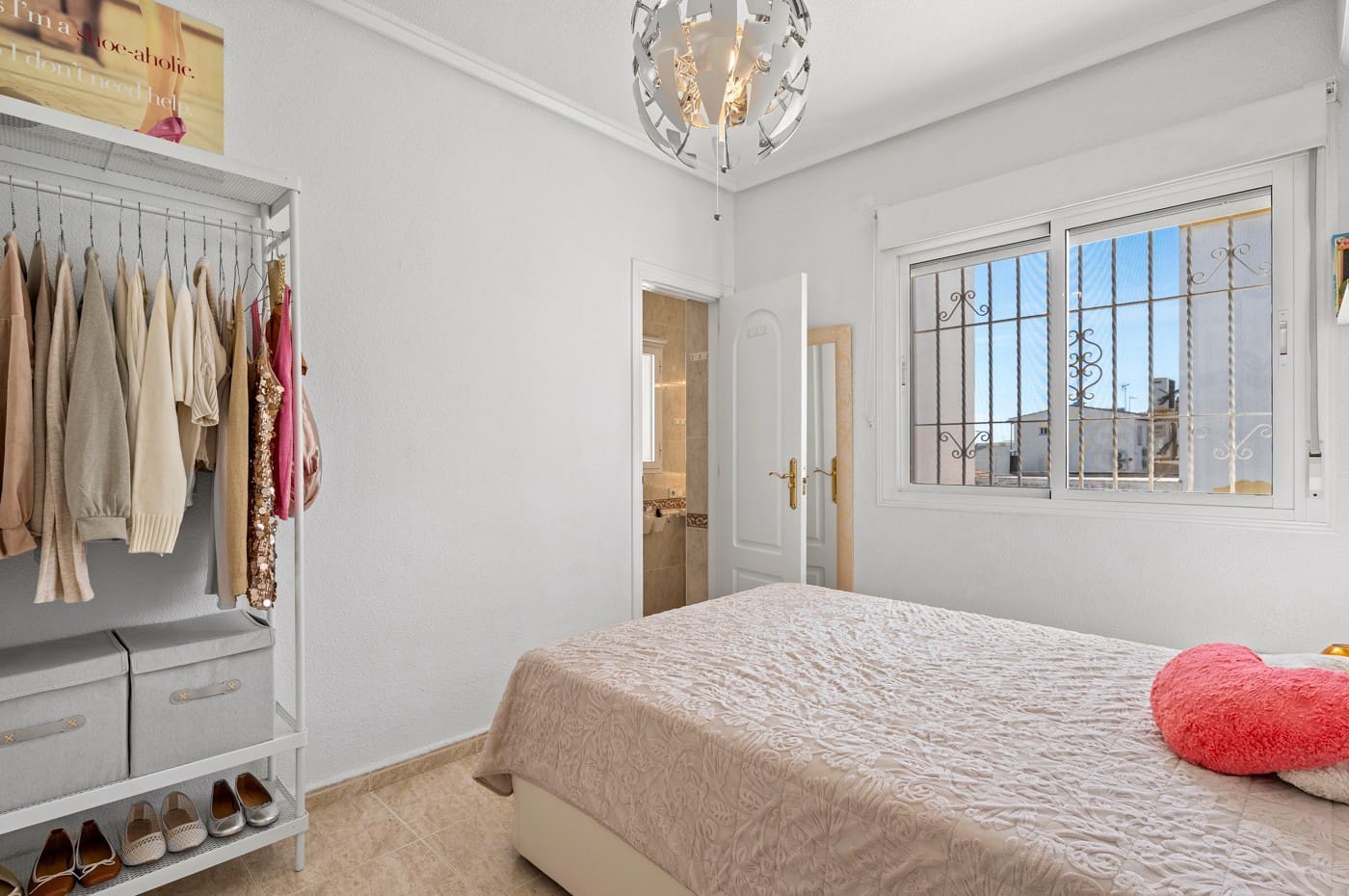 Pareado de 3 habitaciones en Benijófar en venta con piscina - 229.000 € (Ref: 9840480)