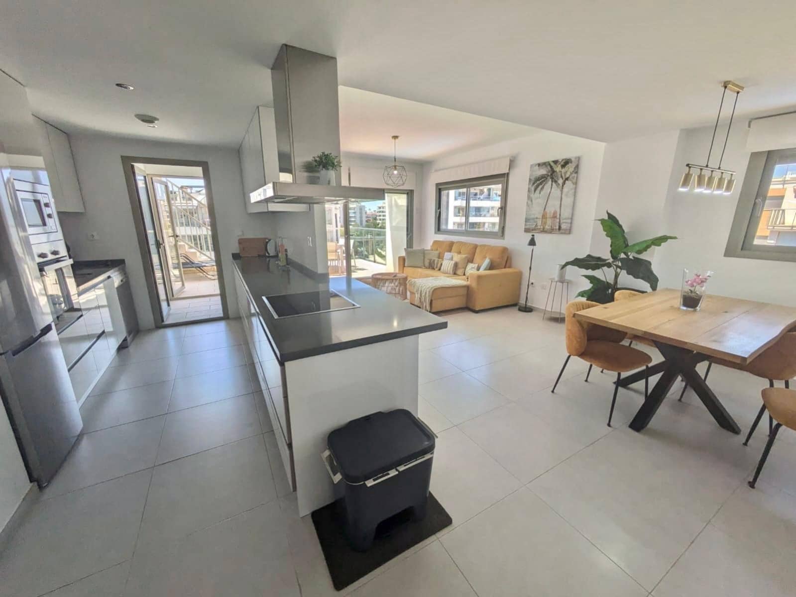 3 soveværelse Penthouse til salg i Villamartin med swimmingpool garage - € 350.000 (Ref: 9855866)