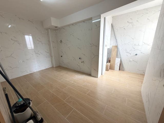 4 soveværelse Lejlighed til salg i Rojales - € 135.000 (Ref: 9855877)