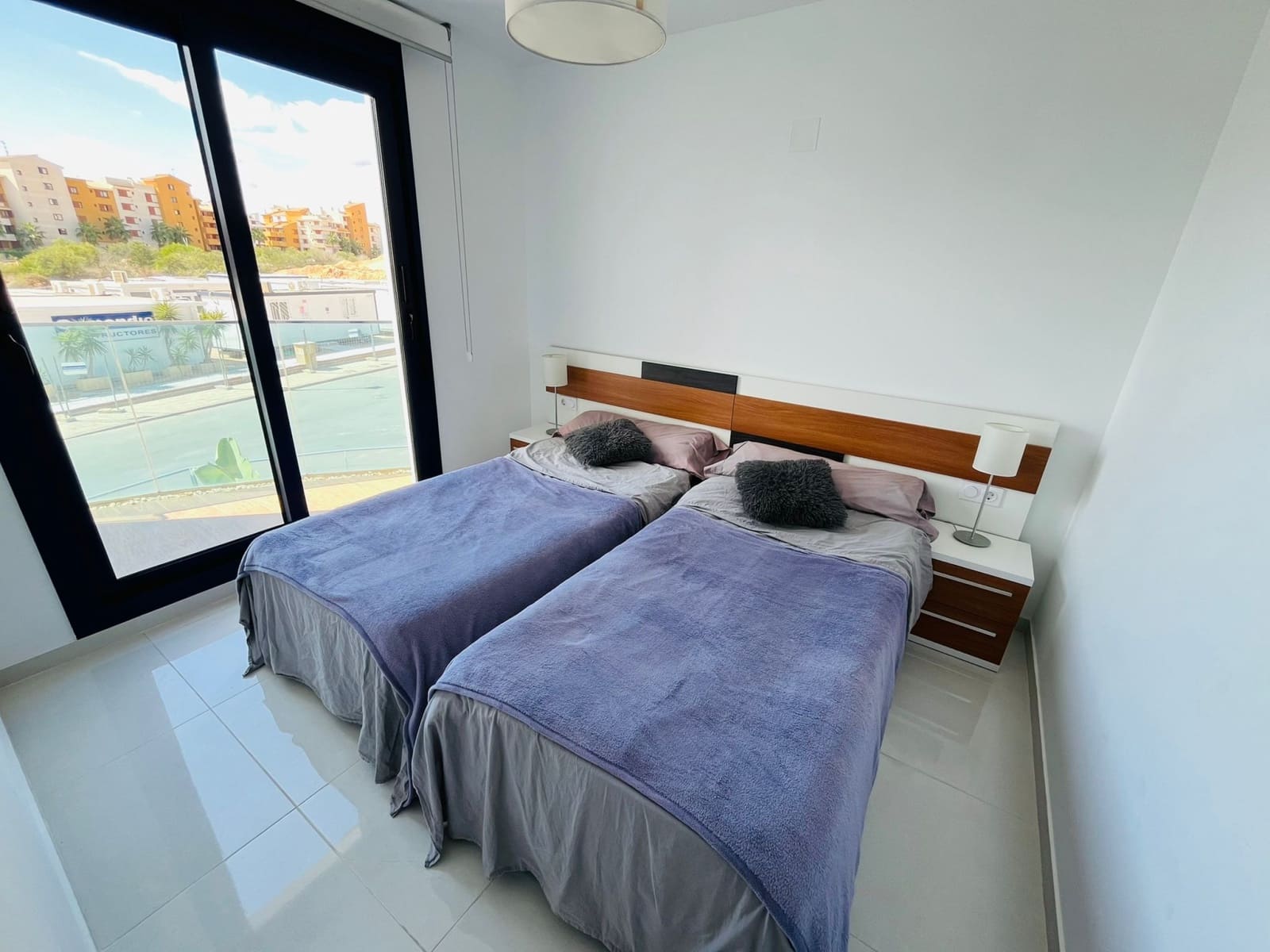 3 bedroom Apartment for sale in Punta Prima with pool garage - € 469,950 (Ref: 9855884)