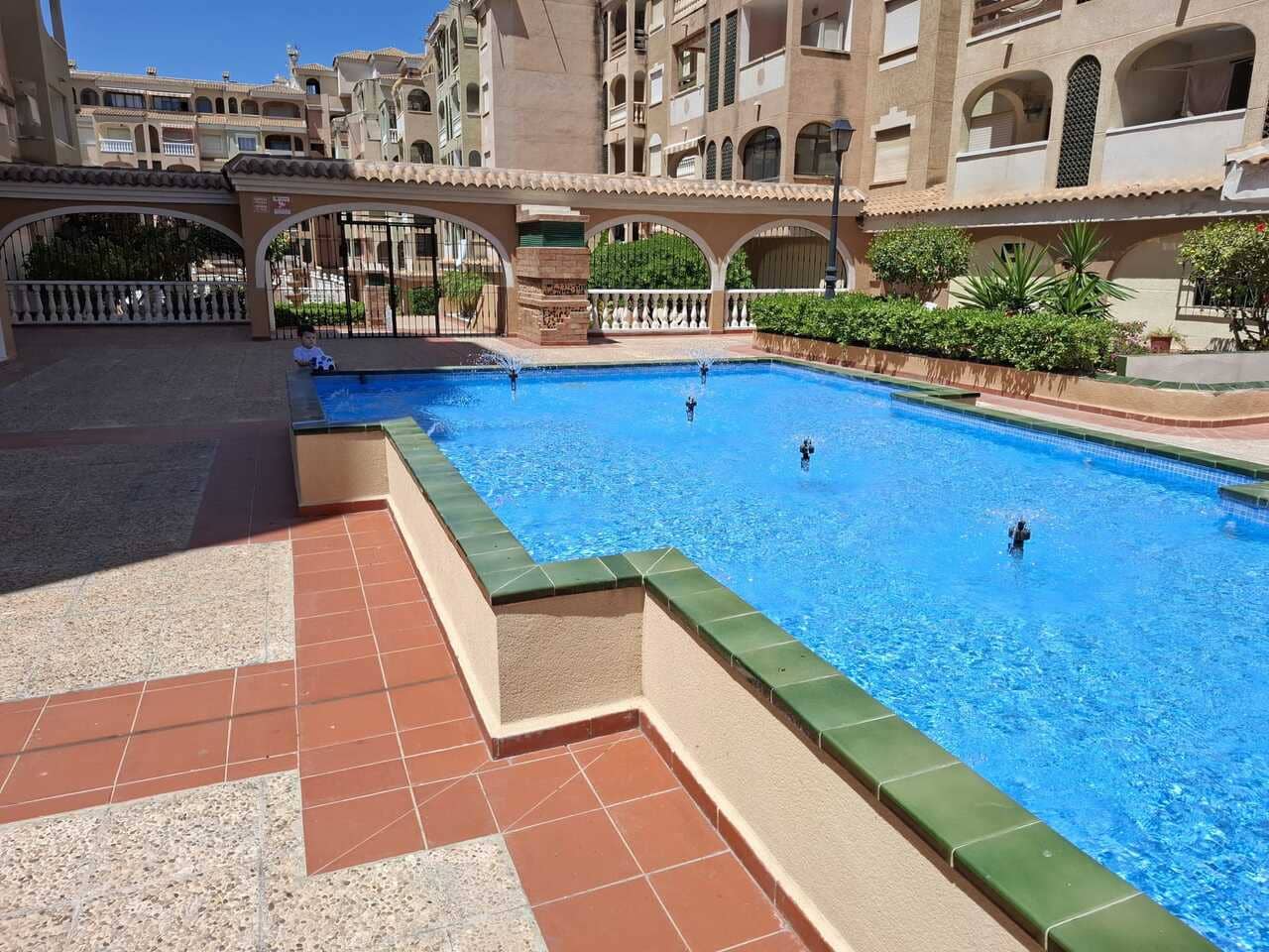 3 chambre Penthouse à vendre à Torrevieja avec piscine garage - 279 000 € (Ref: 9855887)