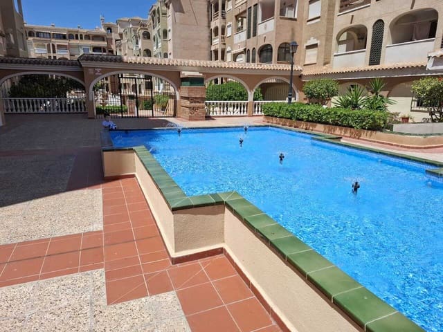 3 chambre Penthouse à vendre à Parque de las Naciones, Torrevieja avec piscine garage - 279 000 € (Ref: 9855887)