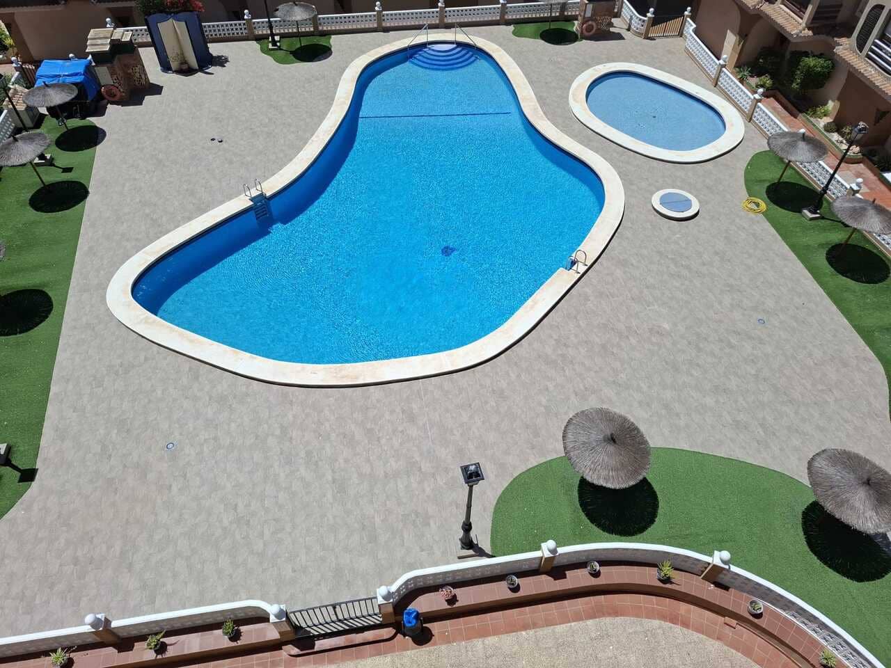 3 chambre Penthouse à vendre à Torrevieja avec piscine garage - 279 000 € (Ref: 9855887)