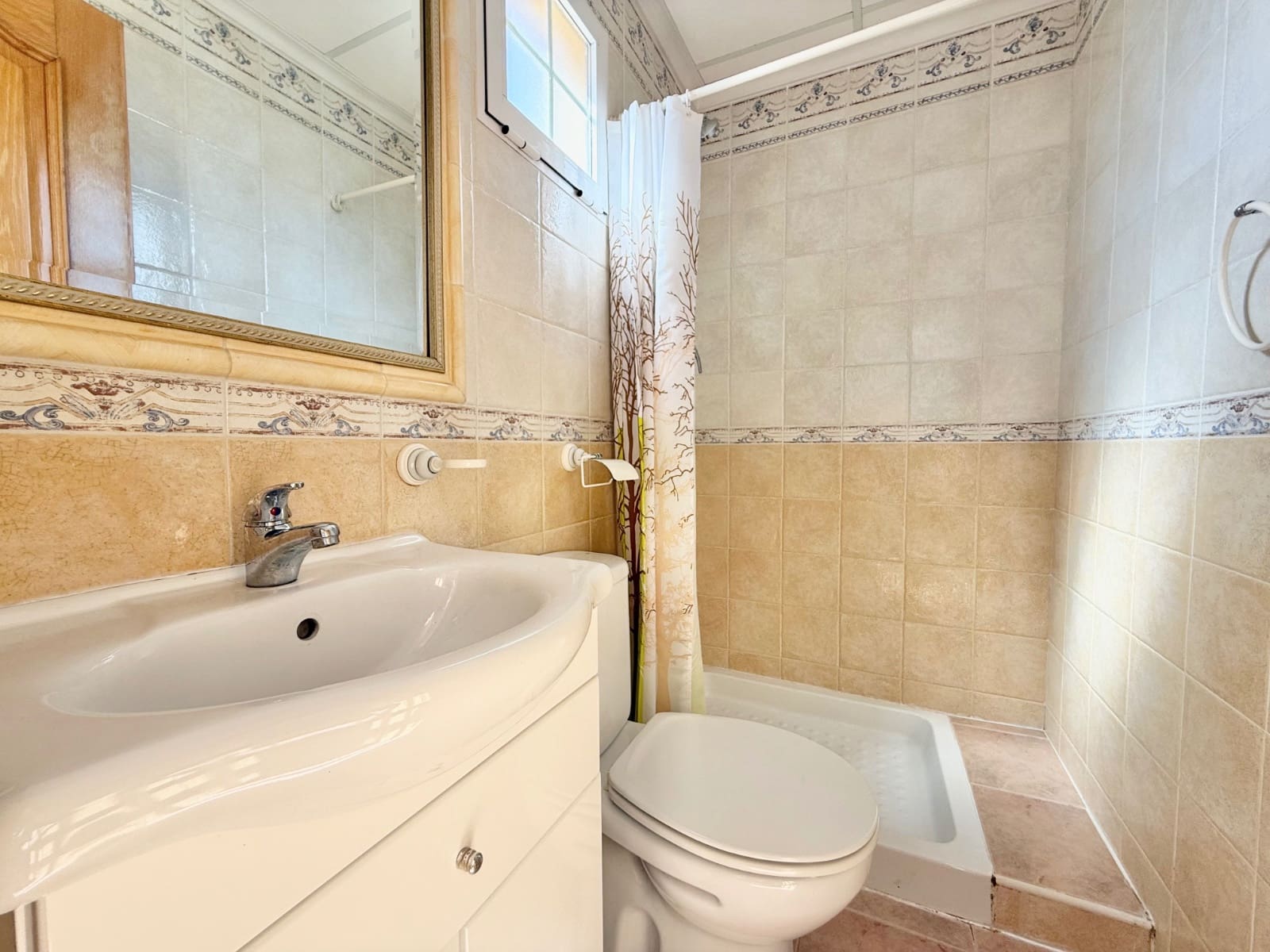 Pareado de 3 habitaciones en Guardamar del Segura en venta con piscina garaje - 185.000 € (Ref: 9855891)