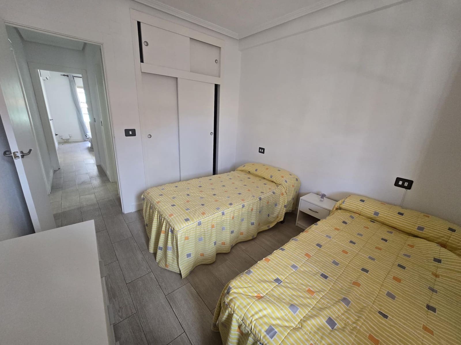 2 chambre Appartement à vendre à Torrevieja - 155 000 € (Ref: 9855893)