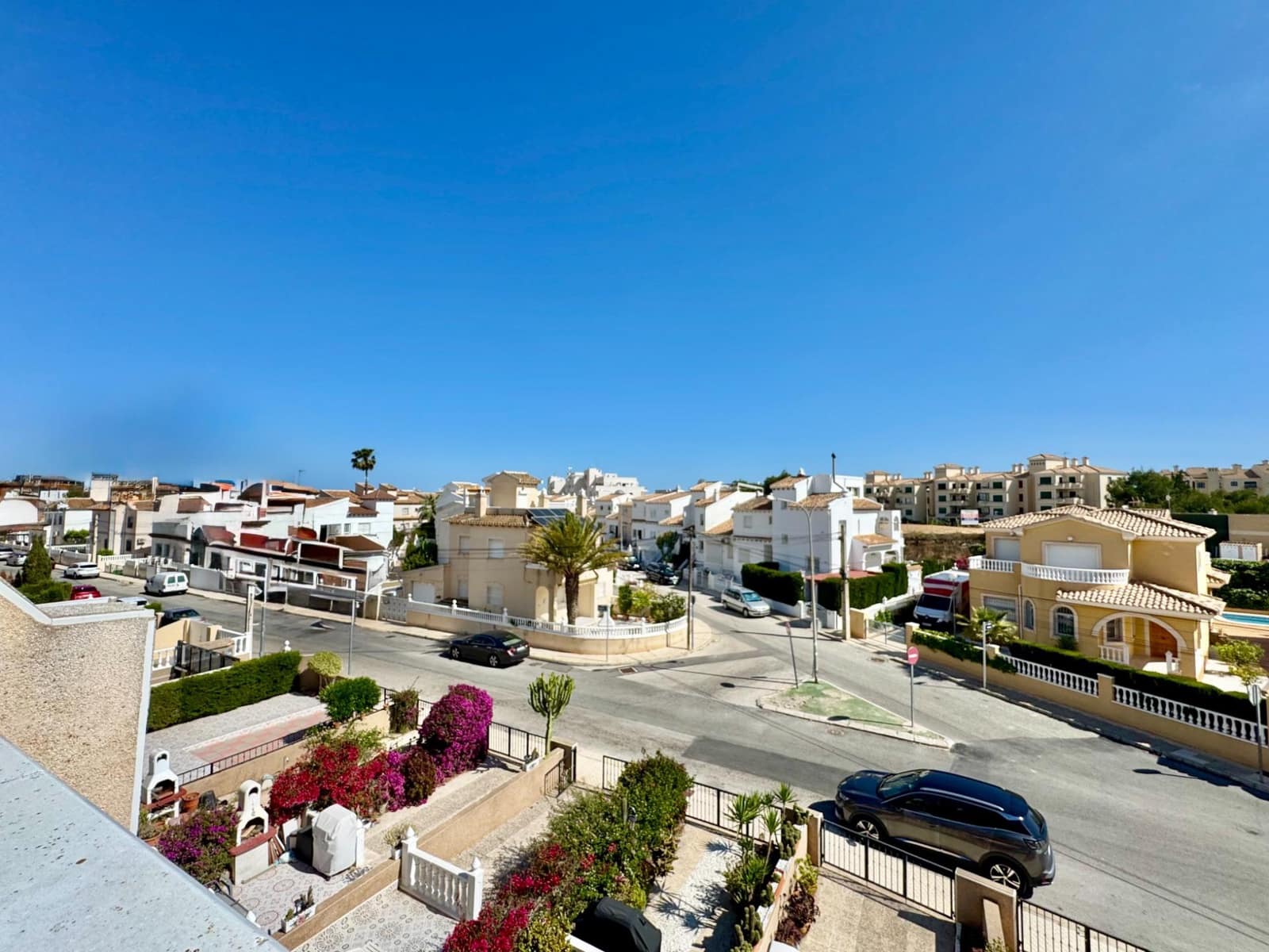 3 soverom Hus til salgs i Orihuela Costa med svømmebasseng - € 185 000 (Ref: 9855894)