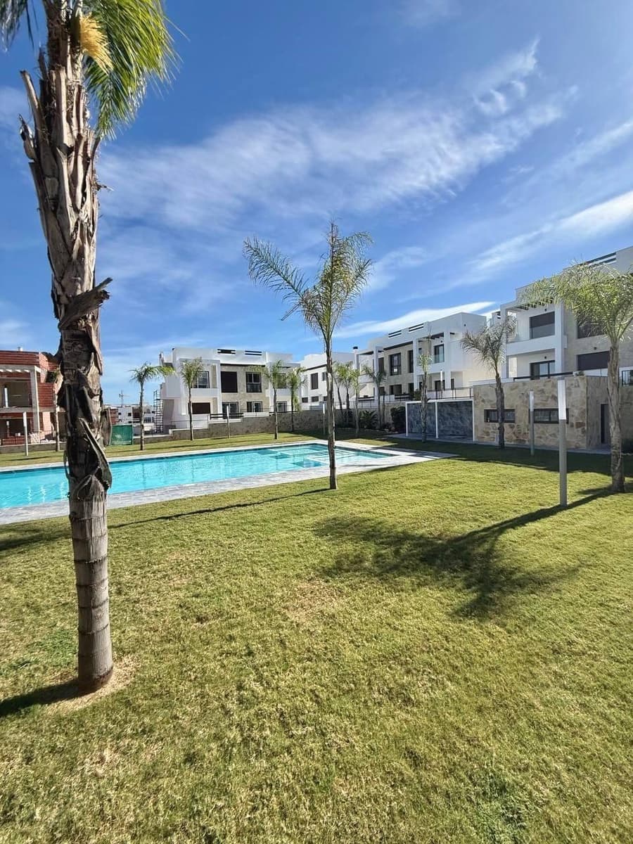 2 soveværelse Lejlighed til salg i Orihuela - € 285.000 (Ref: 9857703)