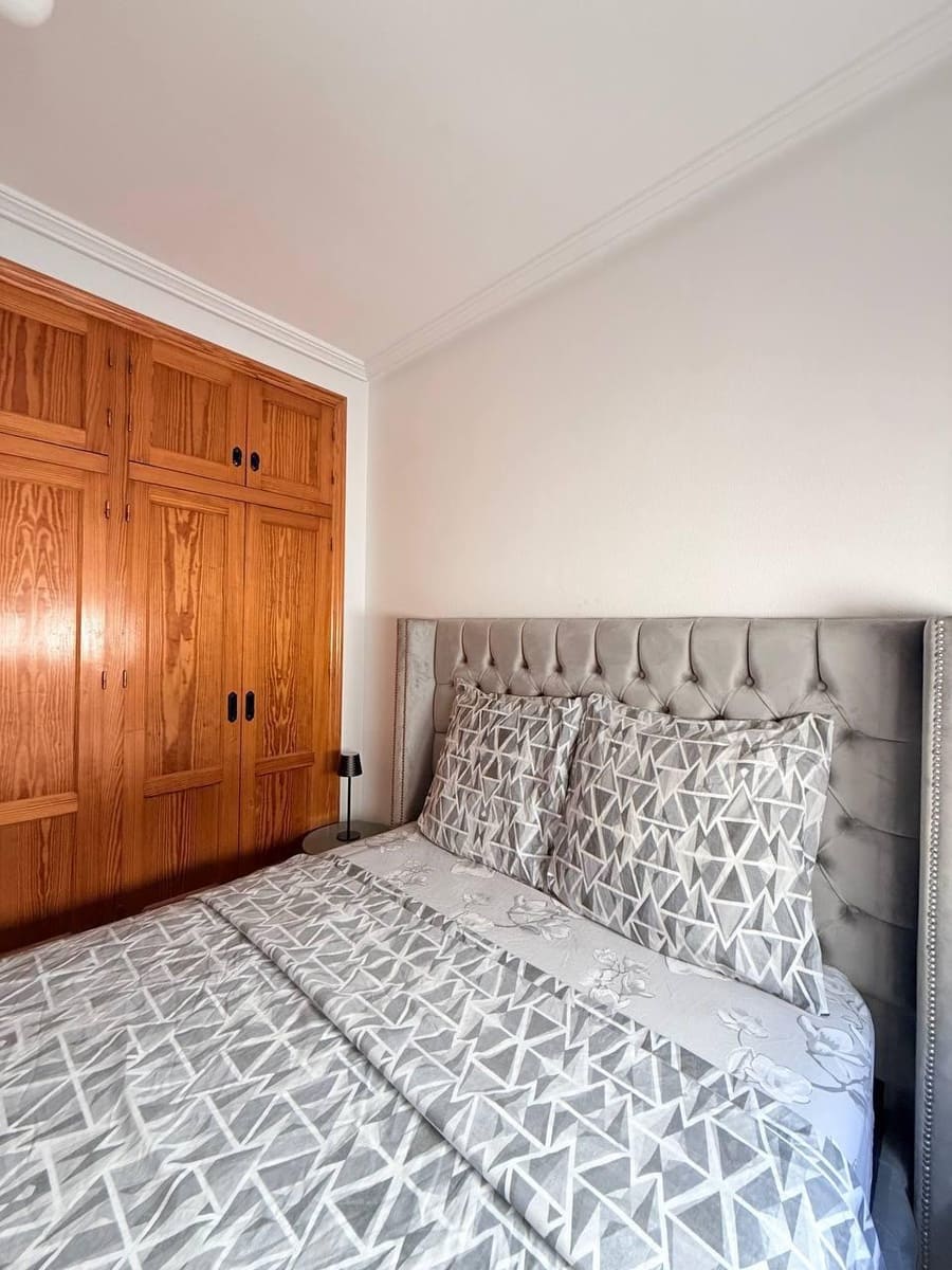 2 makuuhuone Kattohuoneisto myytävänä paikassa Torrevieja - 265 000 € (Ref: 9857704)