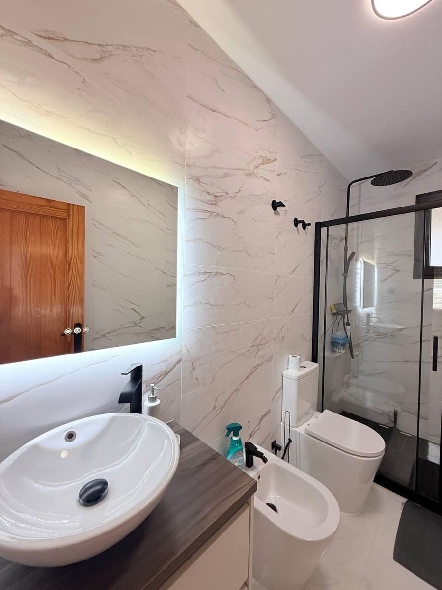 2 makuuhuone Kattohuoneisto myytävänä paikassa Torrevieja - 265 000 € (Ref: 9857704)