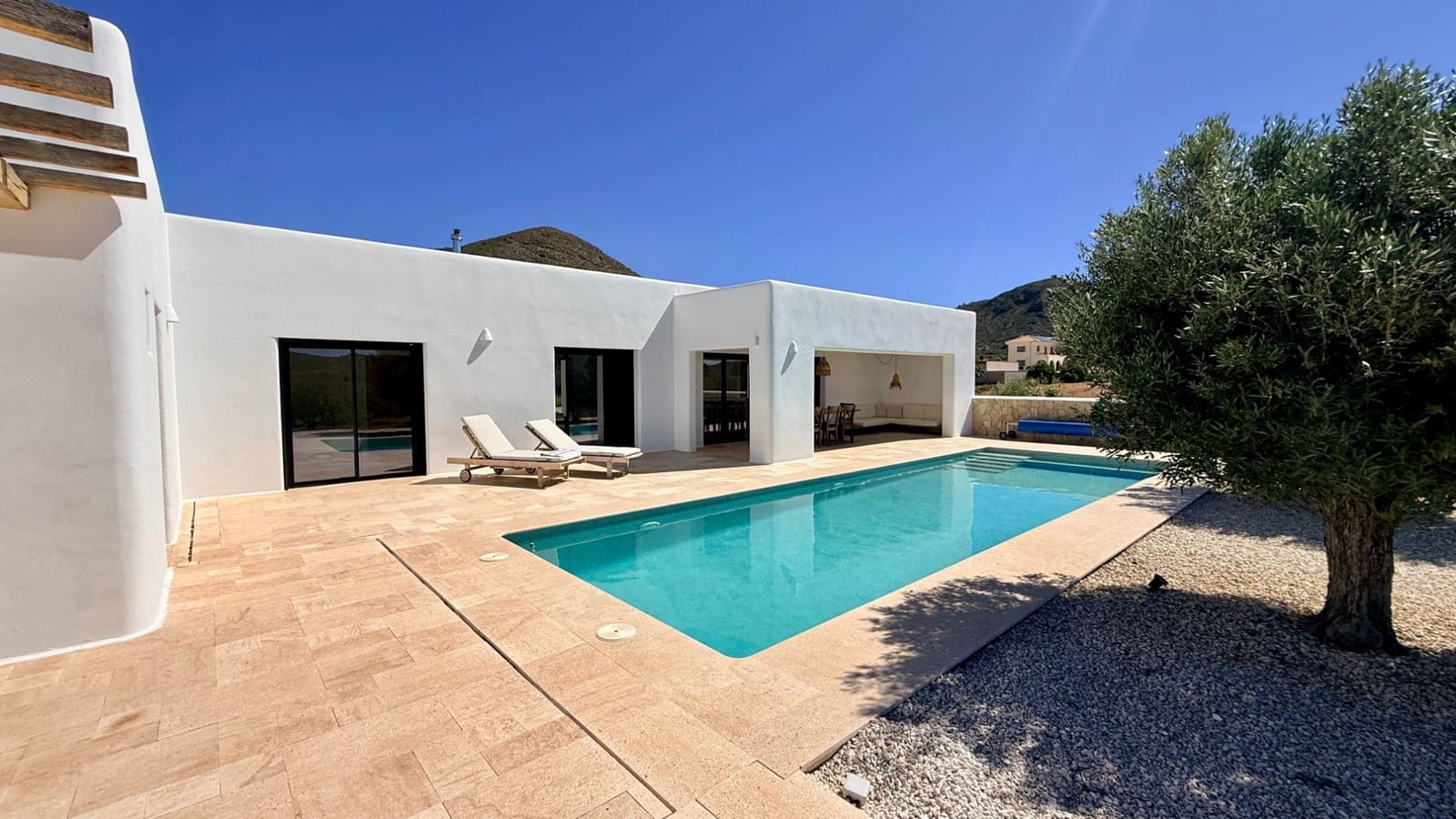 3 soverom Villa til salgs i Barbarroja med svømmebasseng garasje - € 499 950 (Ref: 9865441)