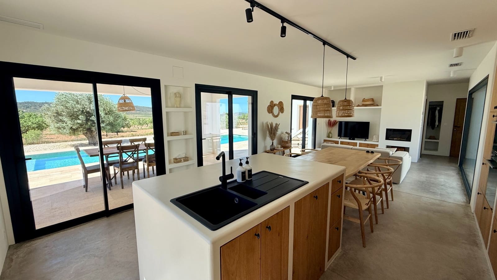 3 soverom Villa til salgs i Barbarroja med svømmebasseng garasje - € 499 950 (Ref: 9865441)