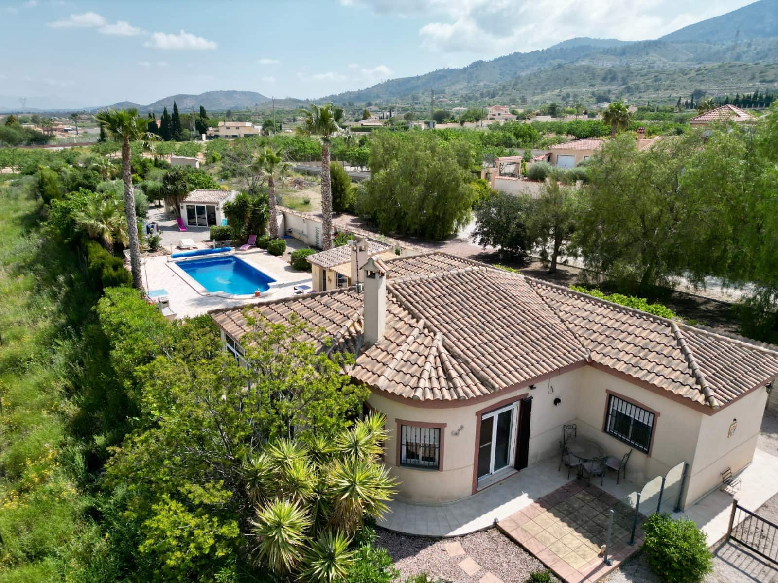 2 bedroom Villa for sale in Hondon de los Frailes with pool - € 299,950 (Ref: 9865442)