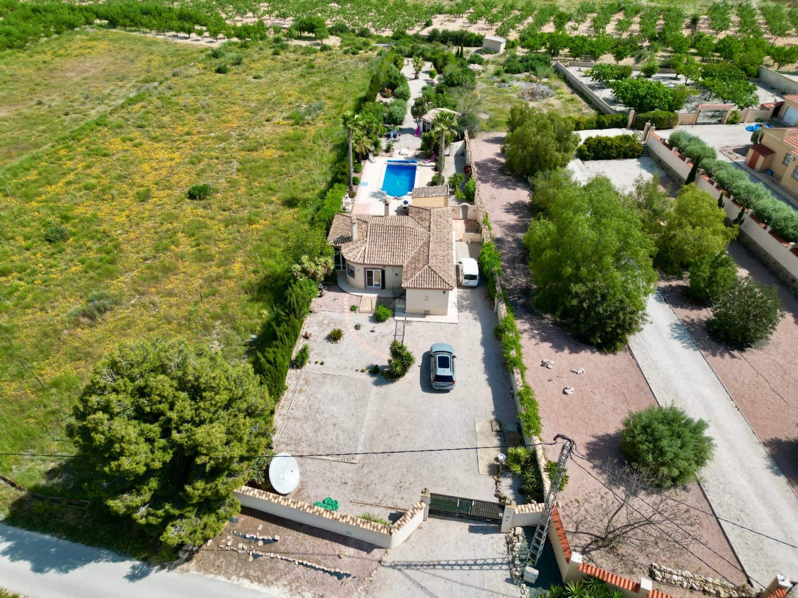 2 bedroom Villa for sale in Hondon de los Frailes with pool - € 299,950 (Ref: 9865442)