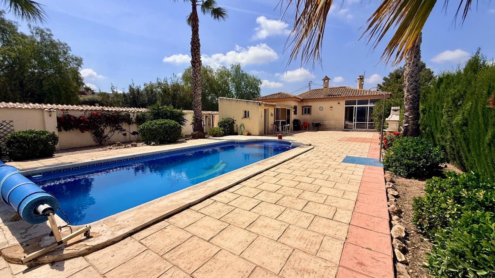 2 bedroom Villa for sale in Hondon de los Frailes with pool - € 299,950 (Ref: 9865442)