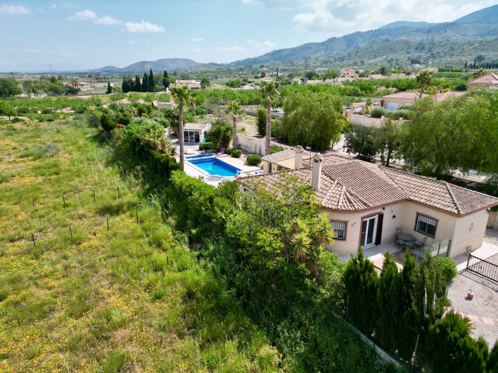 2 bedroom Villa for sale in Hondon de los Frailes with pool - € 299,950 (Ref: 9865442)