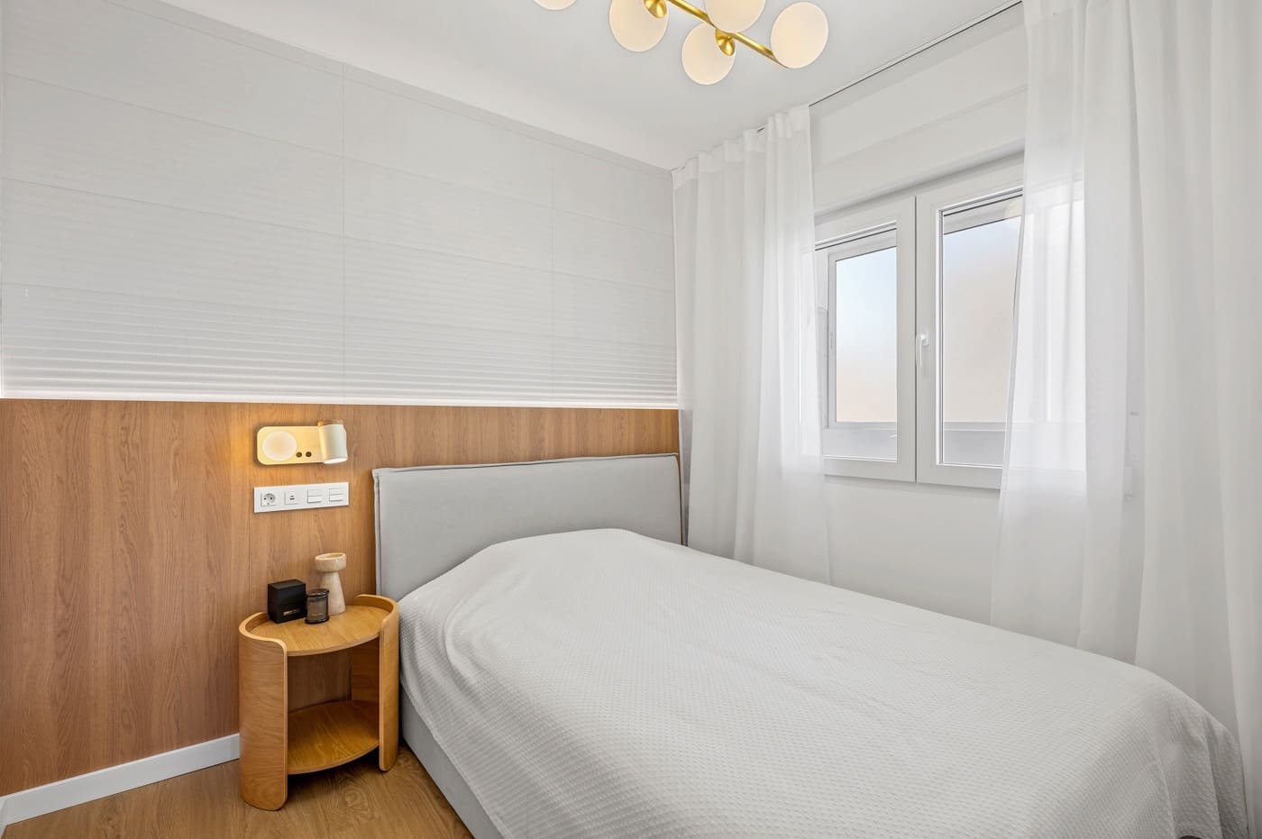 2 slaapkamer Penthouse te koop in Orihuela Costa met zwembad - € 220.000 (Ref: 9865452)