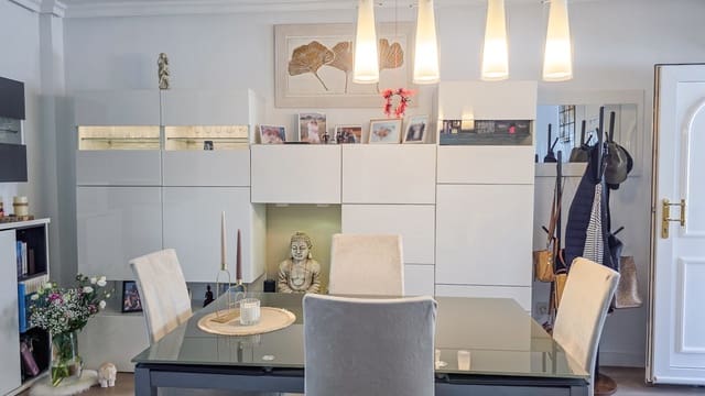 2 makuuhuone Rivitalo myytävänä paikassa Los Balcones mukana uima-altaan - 218 500 € (Ref: 9865467)