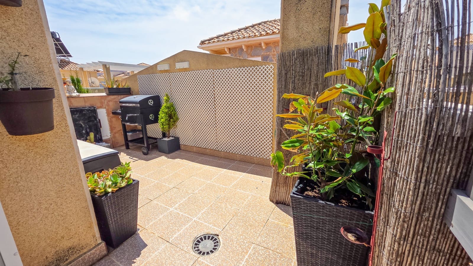 2 makuuhuone Rivitalo myytävänä paikassa Los Balcones mukana uima-altaan - 218 500 € (Ref: 9865467)