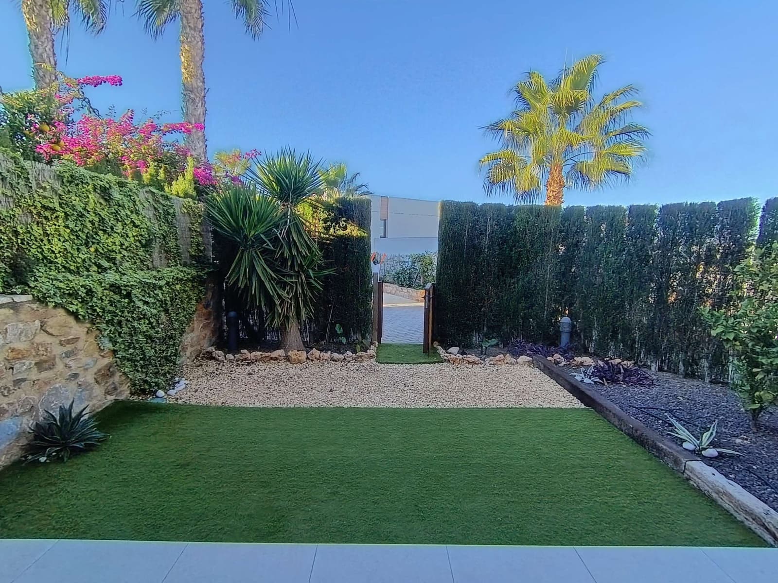 2 slaapkamer Appartement te koop in Algorfa met zwembad garage - € 235.000 (Ref: 9869515)