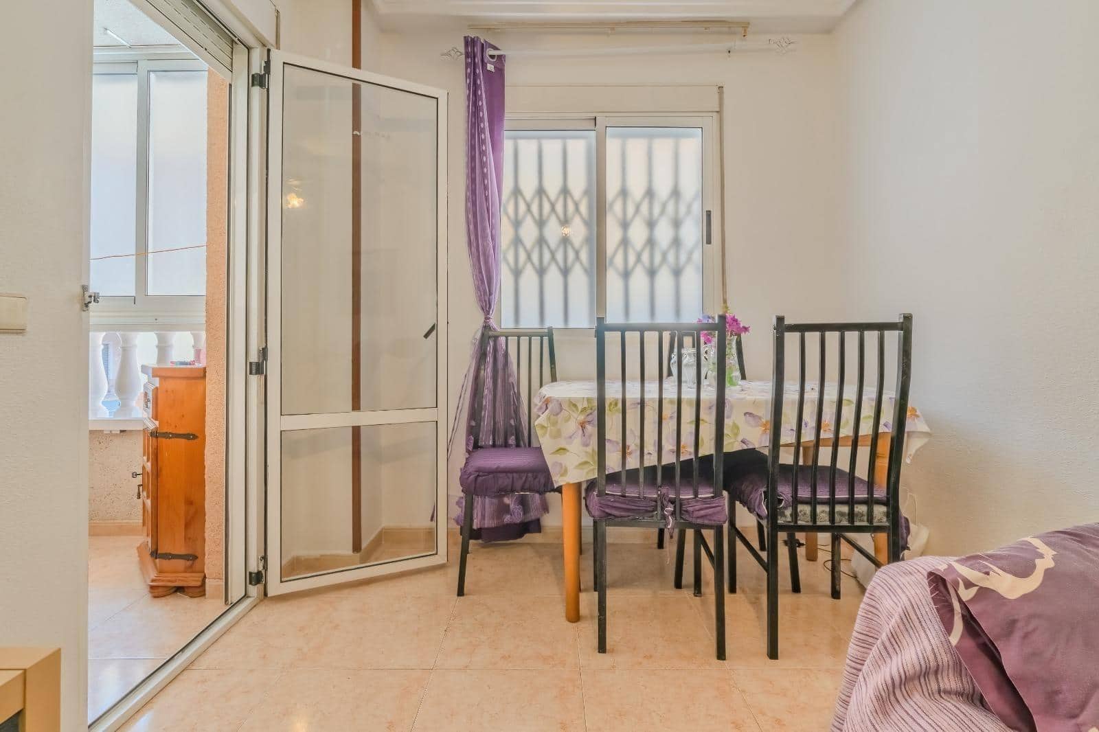 1 slaapkamer Appartement te koop in Torrevieja met zwembad - € 99.900 (Ref: 9869517)