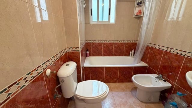 1 makuuhuone Huoneisto myytävänä paikassa Antonio Machado, Torrevieja mukana uima-altaan - 115 000 € (Ref: 9869527)