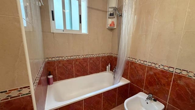 1 makuuhuone Huoneisto myytävänä paikassa Antonio Machado, Torrevieja mukana uima-altaan - 115 000 € (Ref: 9869527)