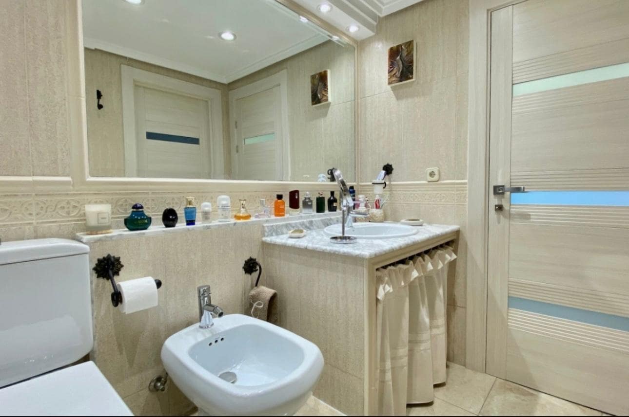 2 camera da letto Appartamento in vendita in Torrevieja con piscina - 319.000 € (Rif: 9869533)