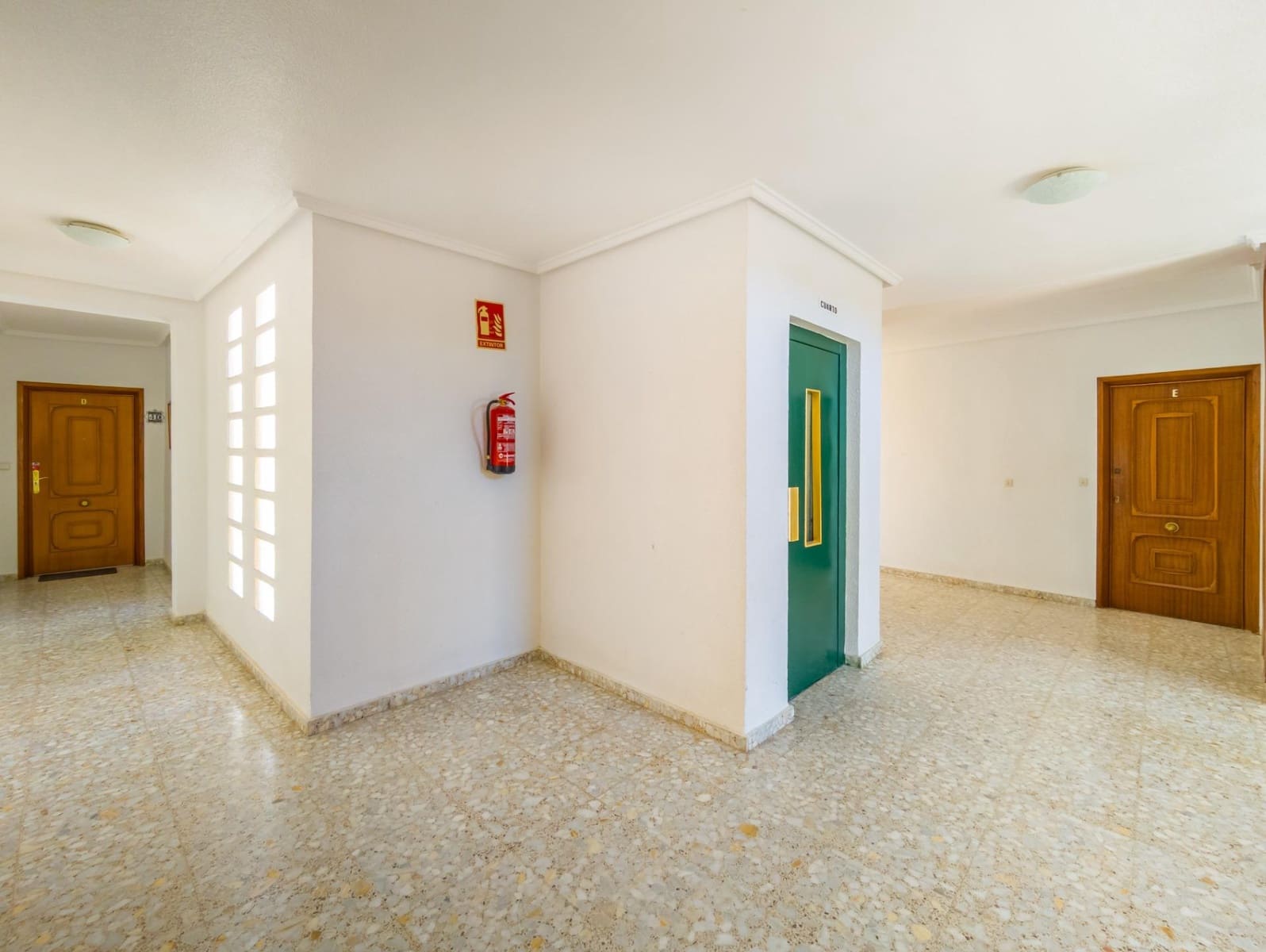 3 makuuhuone Huoneisto myytävänä paikassa Torrevieja - 284 900 € (Ref: 9869536)