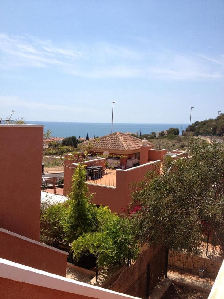 2 bedroom Villa for sale in Isla Plana with pool garage - € 249,999 (Ref: 9869545)