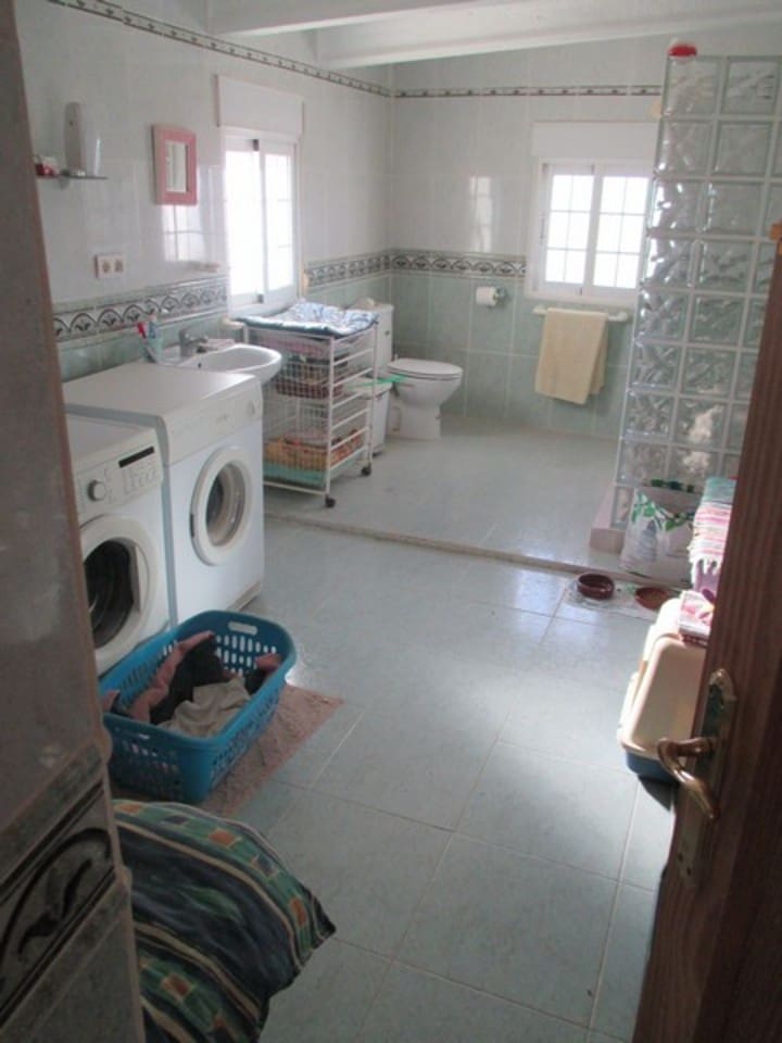 7 sypialnia Finka/Dom wiejski na sprzedaż w La Pinilla z basenem garażem - 299 950 € (Ref: 9869546)