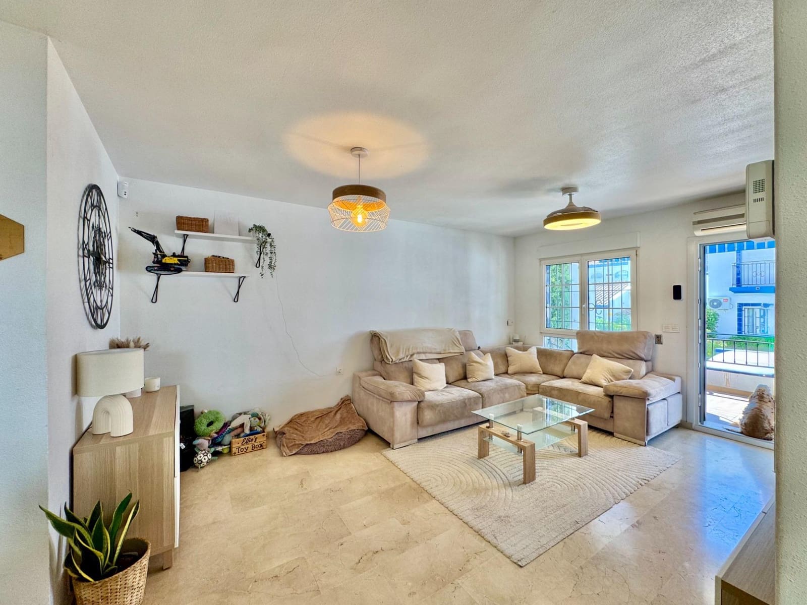 2 chambre Bungalow à vendre à Orihuela Costa avec piscine - 220 000 € (Ref: 9869579)