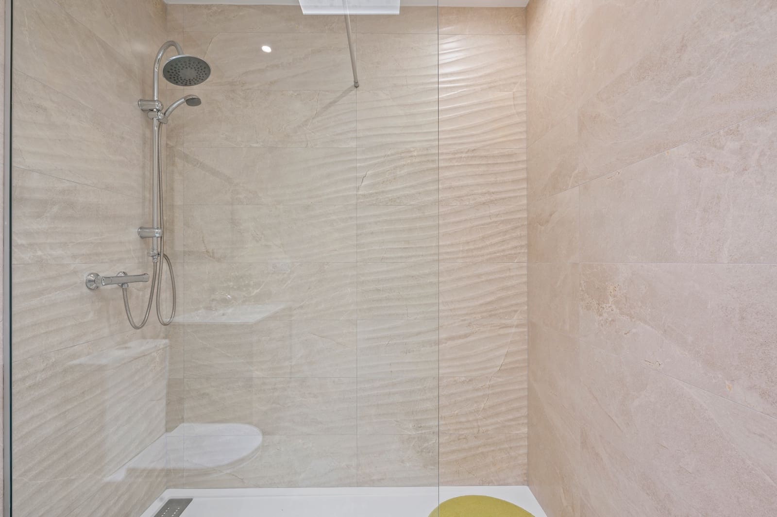 3 bedroom Villa for sale in Daya Nueva with pool - € 399,900 (Ref: 9869585)