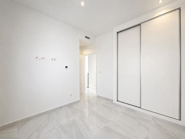 3 sypialnia Willa na sprzedaż w Polop z basenem garażem - 489 000 € (Ref: 9879498)