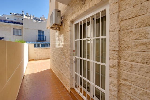 3 camera da letto Casa in vendita in La Veleta, Torrevieja con piscina - 215.000 € (Rif: 9879507)