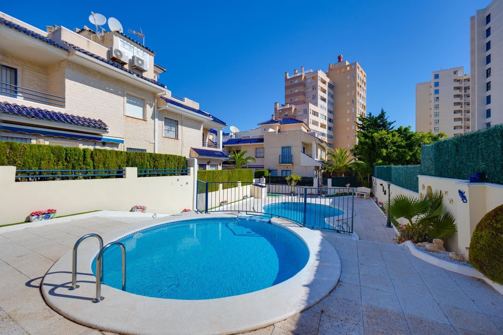 3 sovrum Hus till salu i Torrevieja med pool - 215 000 € (Ref: 9879507)