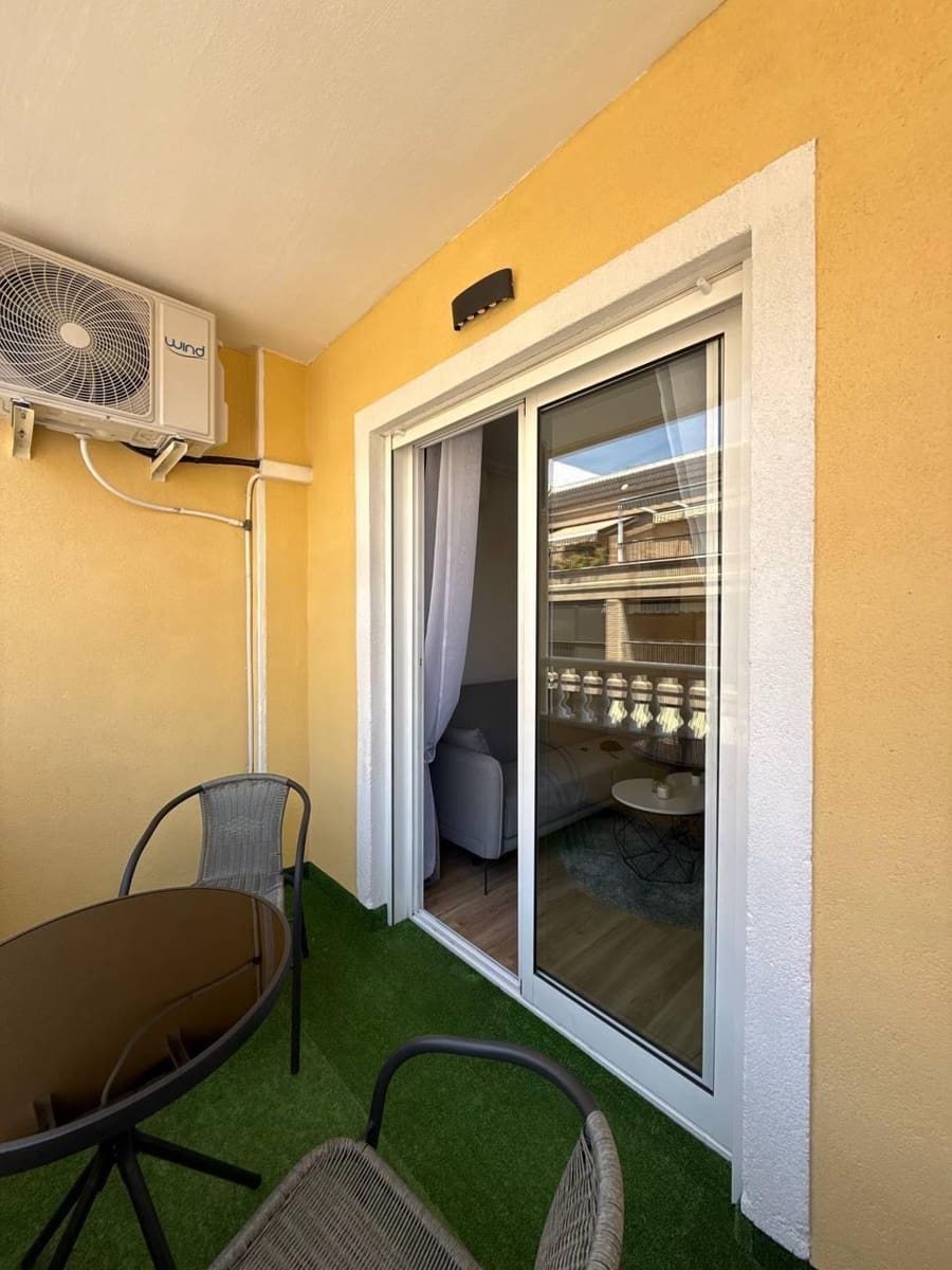 1 Zimmer Apartment zu verkaufen in Torrevieja - 167.000 € (Ref: 9888282)