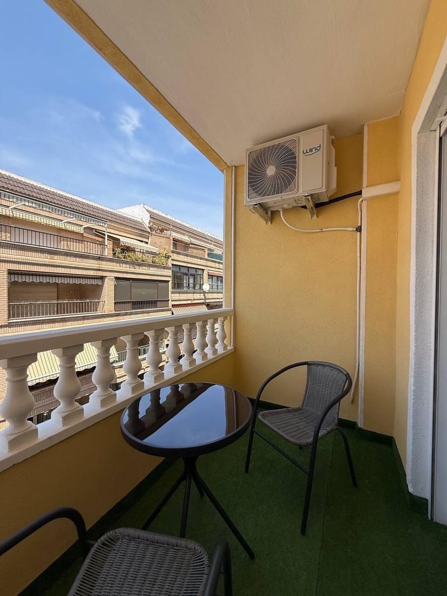 1 Zimmer Apartment zu verkaufen in Torrevieja - 167.000 € (Ref: 9888282)