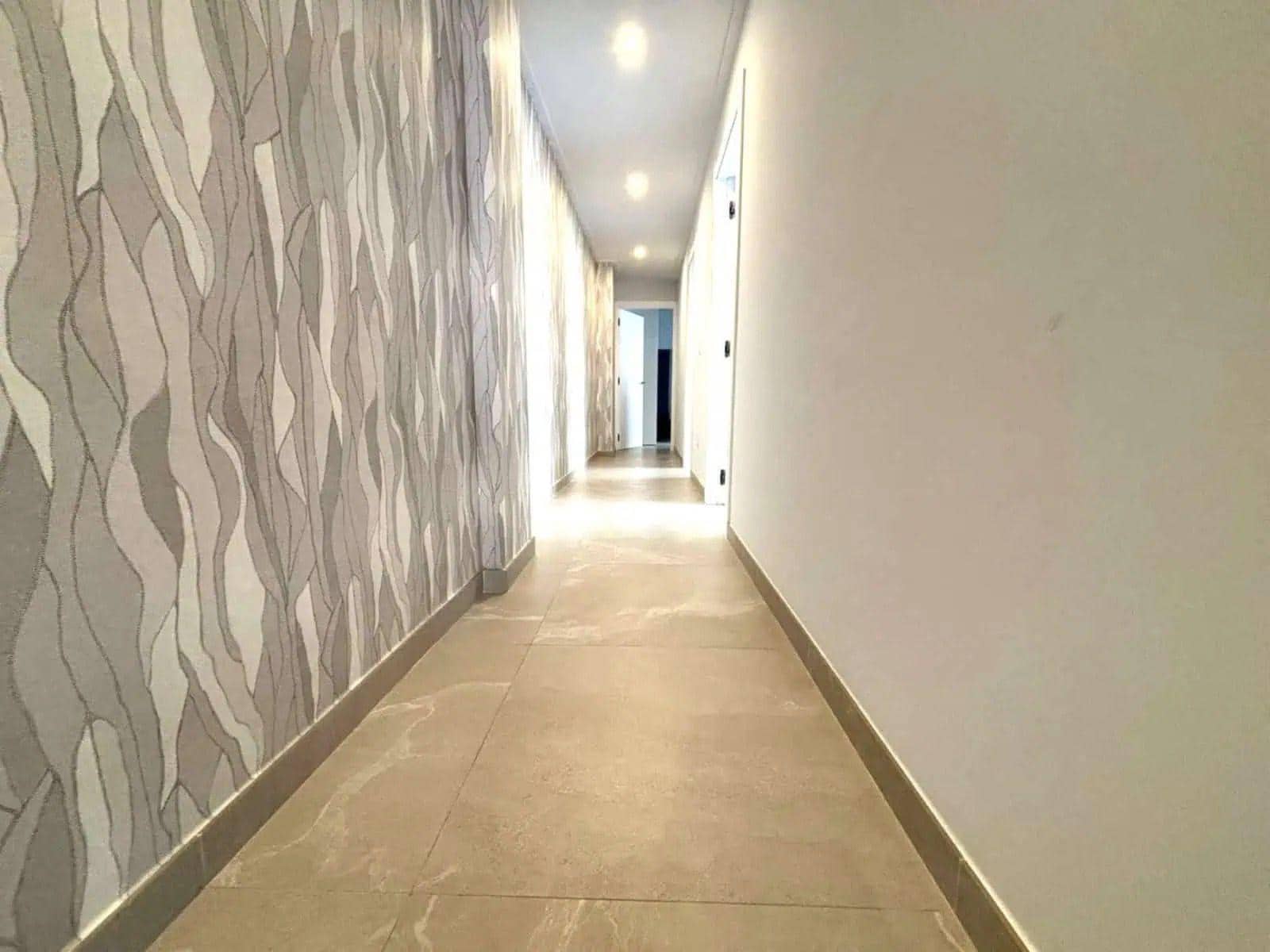 3 soveværelse Penthouse til salg i Torrevieja med swimmingpool - € 399.000 (Ref: 9888284)