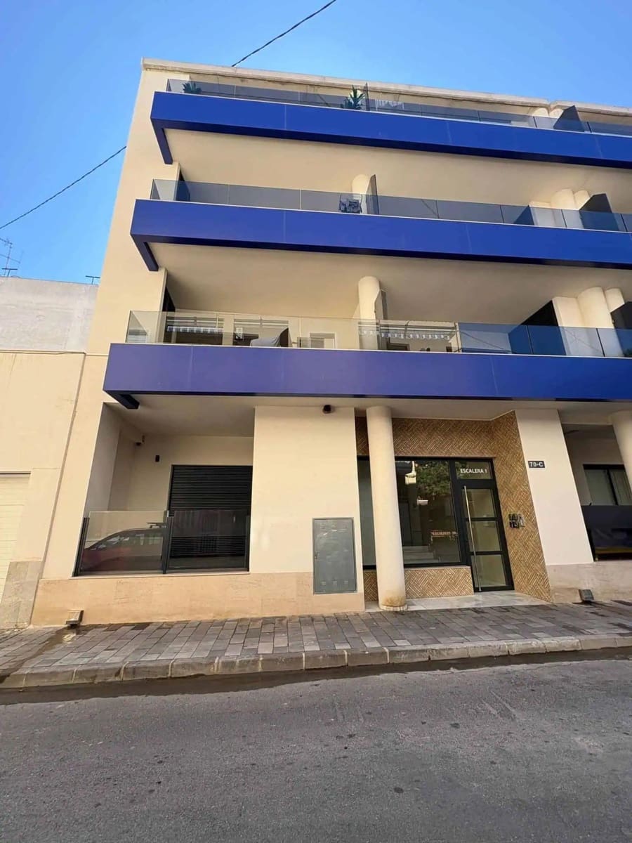 3 soveværelse Penthouse til salg i Torrevieja med swimmingpool - € 399.000 (Ref: 9888284)