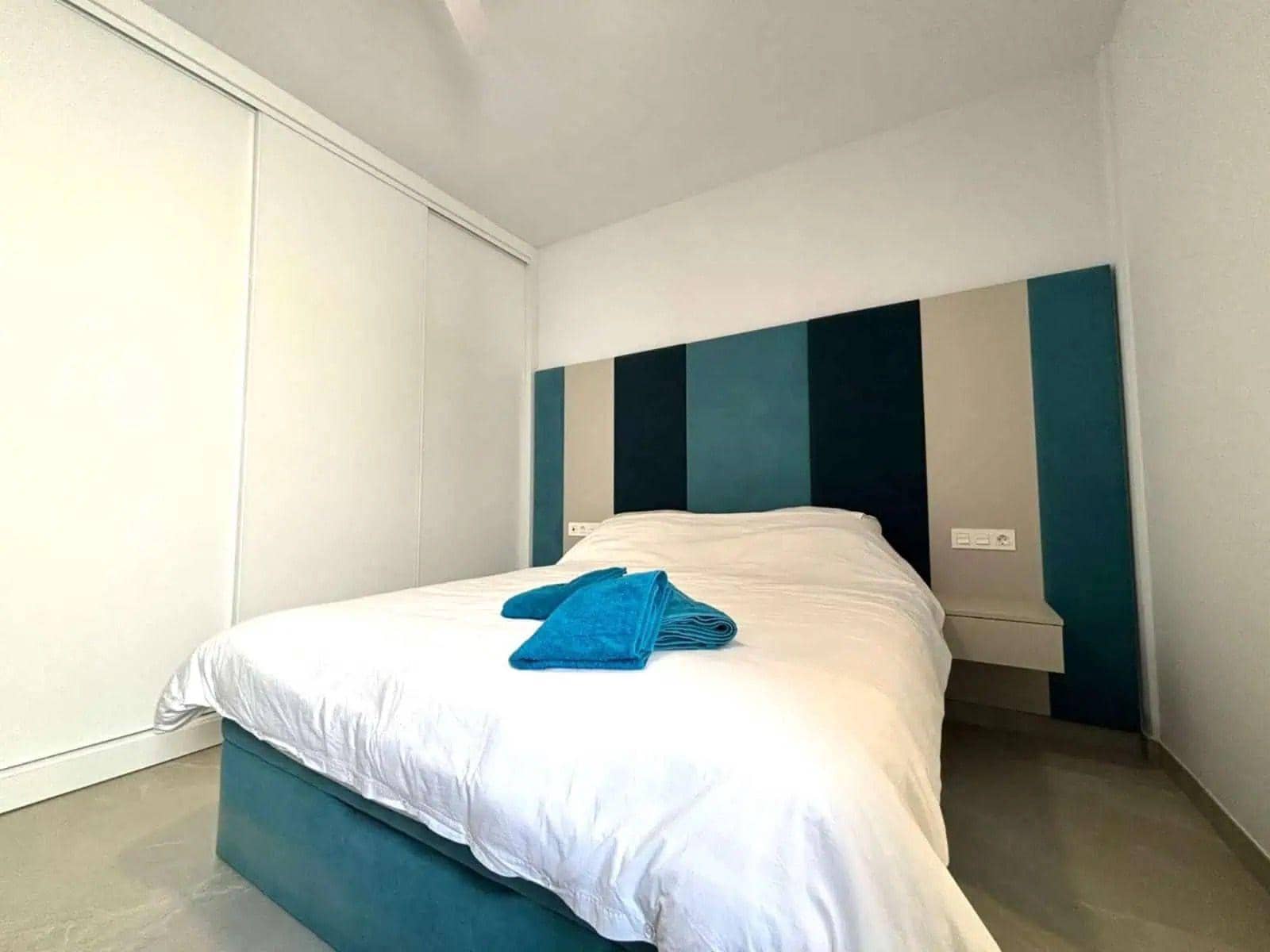 3 soveværelse Penthouse til salg i Torrevieja med swimmingpool - € 399.000 (Ref: 9888284)