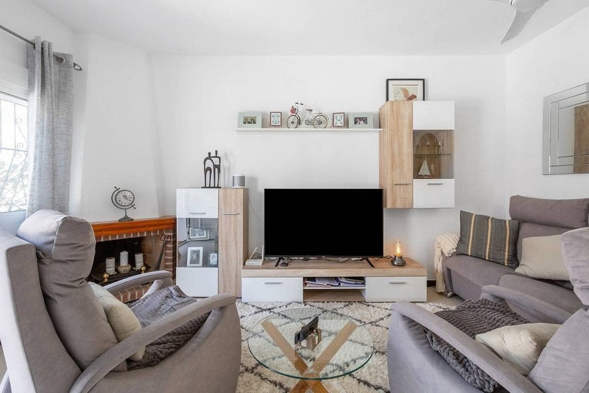 3 camera da letto Villa in vendita in Torrevieja con piscina - 269.000 € (Rif: 9888287)