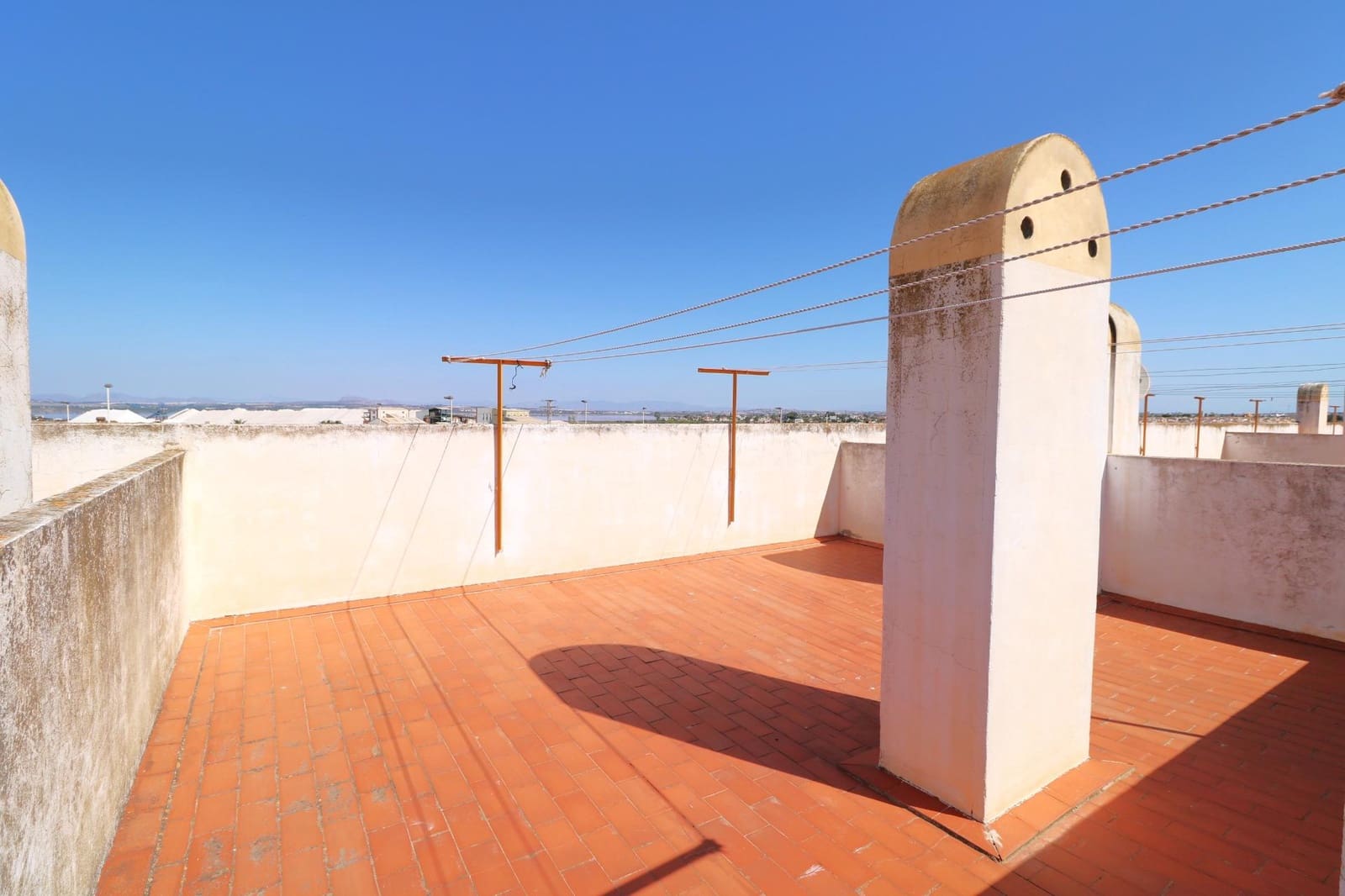 2 sovrum Lägenhet till salu i Torrevieja med pool - 134 000 € (Ref: 9897251)