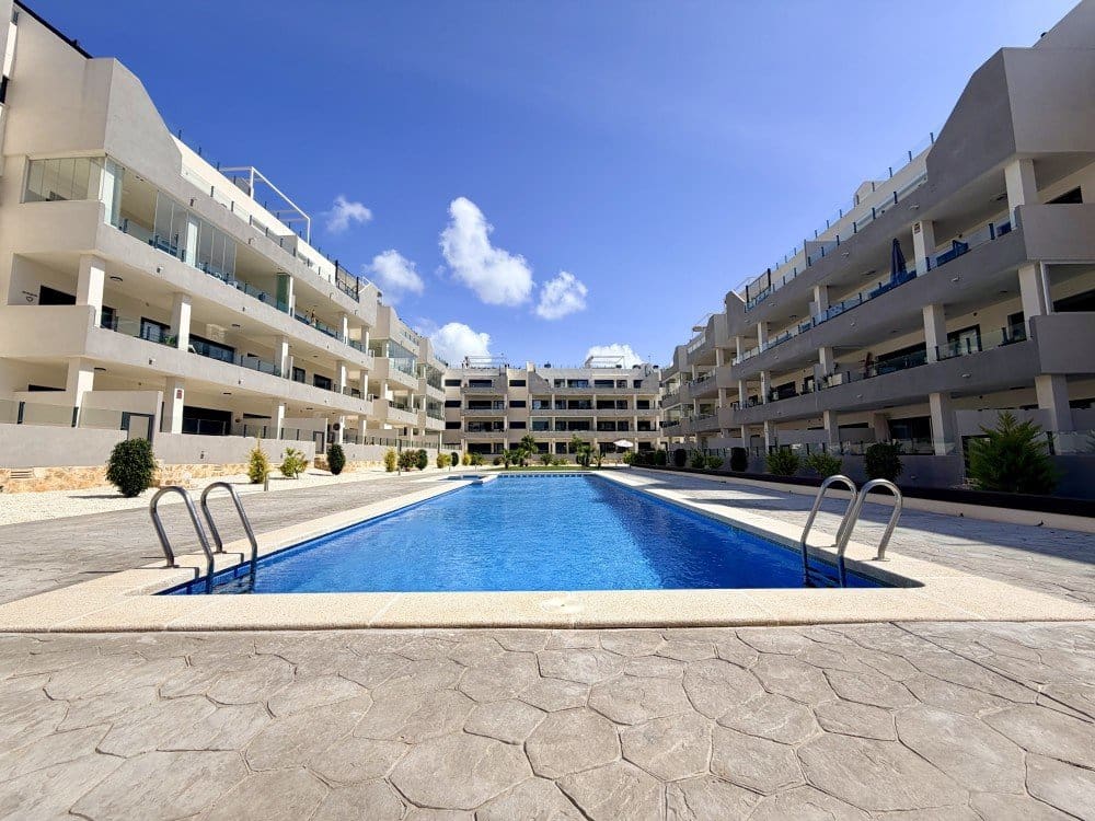 3 soverom Leilighet til salgs i Orihuela Costa med svømmebasseng garasje - € 390 000 (Ref: 9902230)