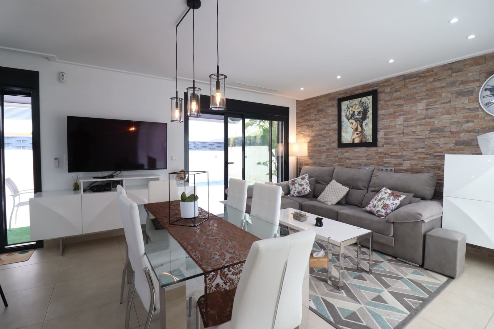 3 bedroom Villa for sale in Benijofar with pool garage - € 375,000 (Ref: 9902237)