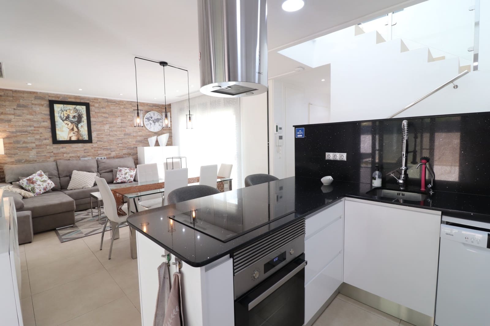 3 bedroom Villa for sale in Benijofar with pool garage - € 375,000 (Ref: 9902237)