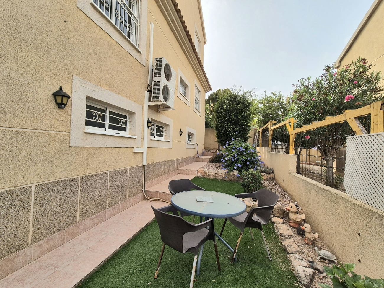 3 camera da letto Villa in vendita in Los Altos con piscina garage - 249.999 € (Rif: 9911955)