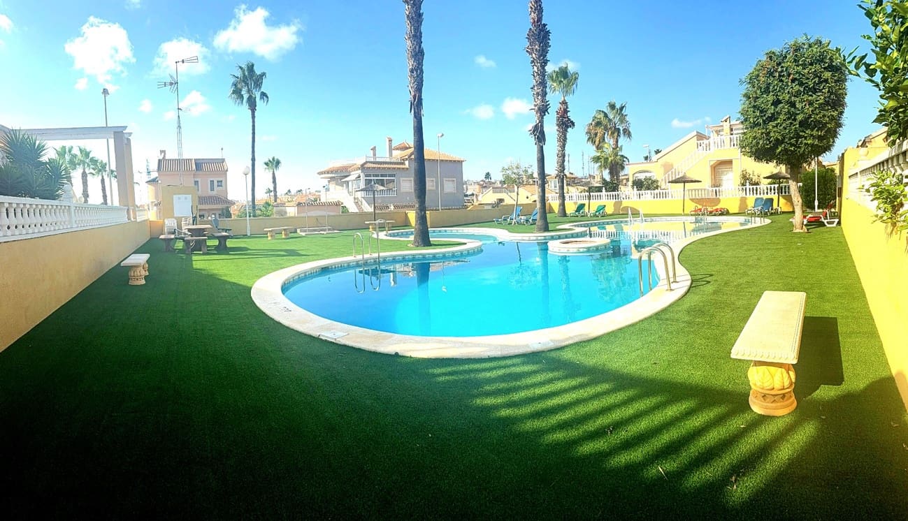 3 camera da letto Villa in vendita in Los Altos con piscina garage - 249.999 € (Rif: 9911955)