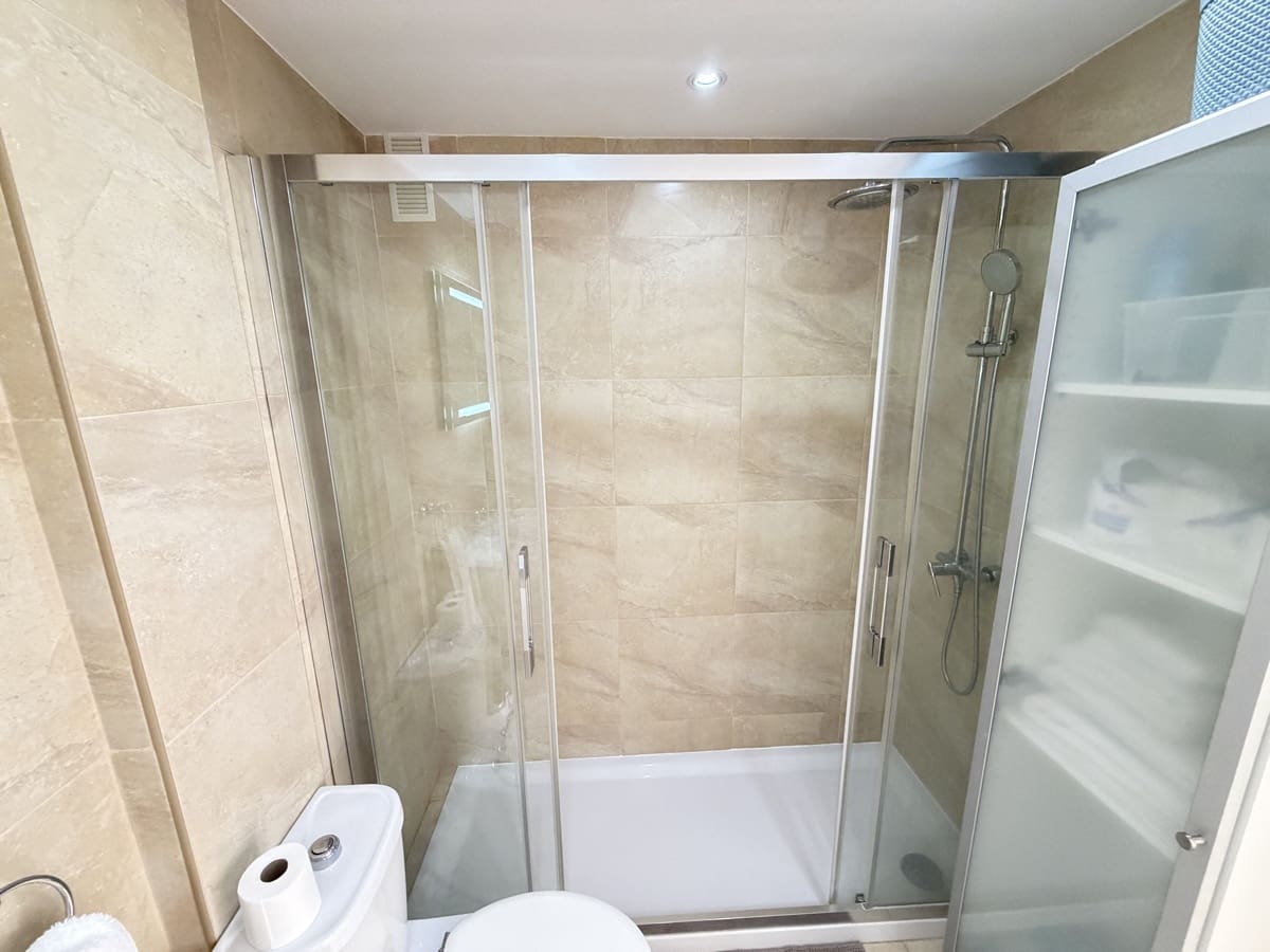 2 bedroom Apartment for sale in Villamartin with pool - € 189,900 (Ref: 9911957)