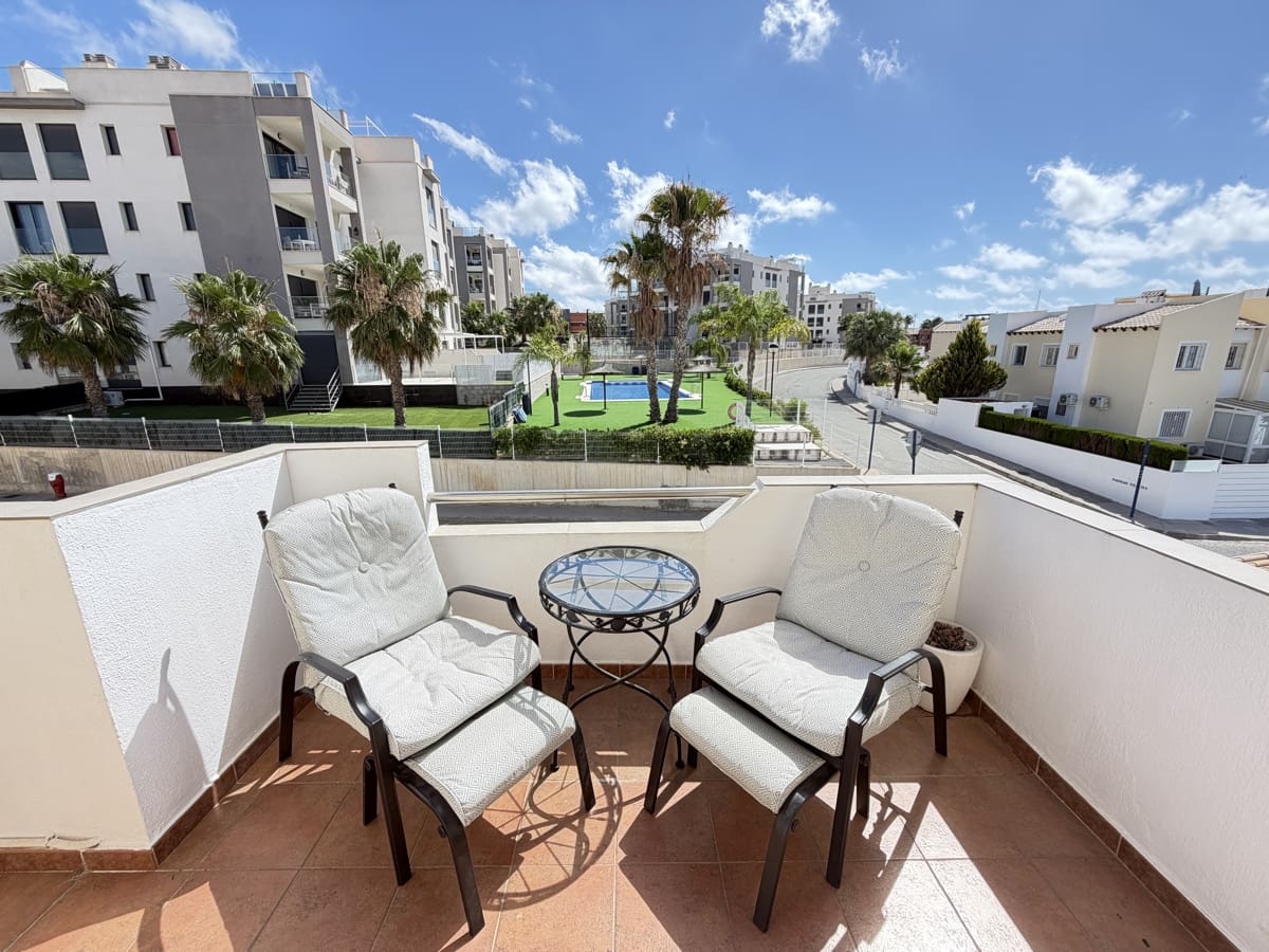 2 bedroom Apartment for sale in Villamartin with pool - € 189,900 (Ref: 9911957)