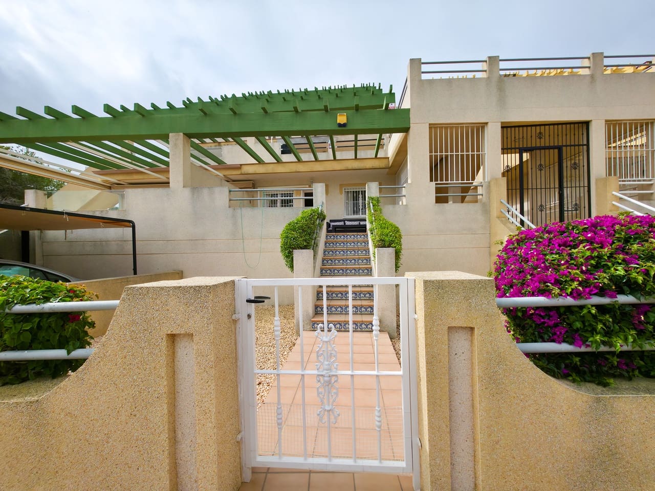 2 slaapkamer Appartement te koop in Villamartin met zwembad garage - € 149.950 (Ref: 9911959)
